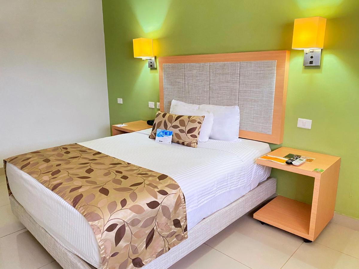 Sleep Inn Culiacán Exterior foto