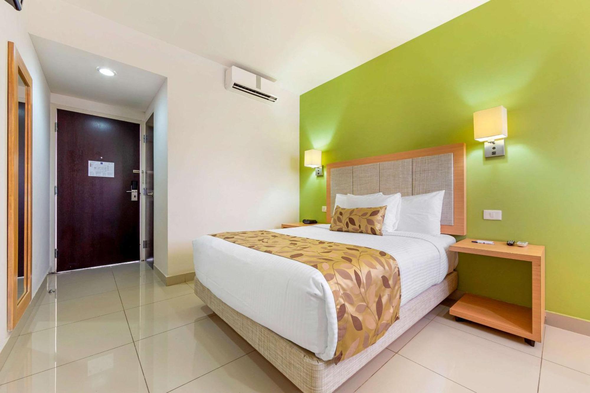 Sleep Inn Culiacán Exterior foto